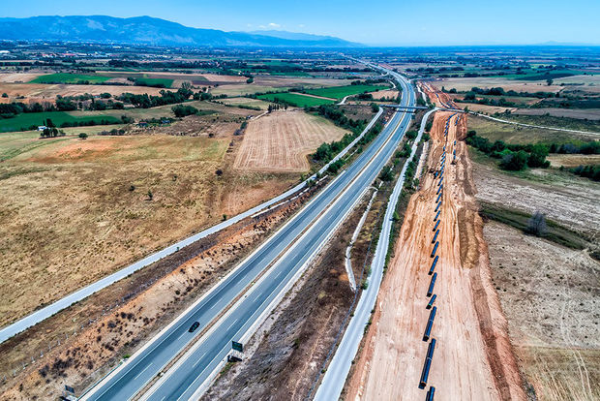 Avropa Komissiyası Xəzər qazının Avropaya nəqlini alqışlayır